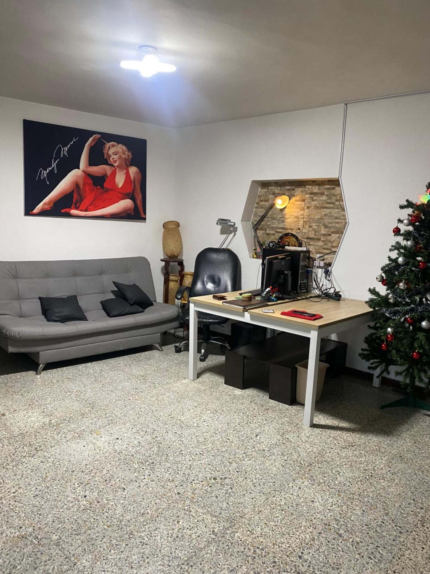 Hostel Kumho Alojamiento Меделин Екстериор снимка