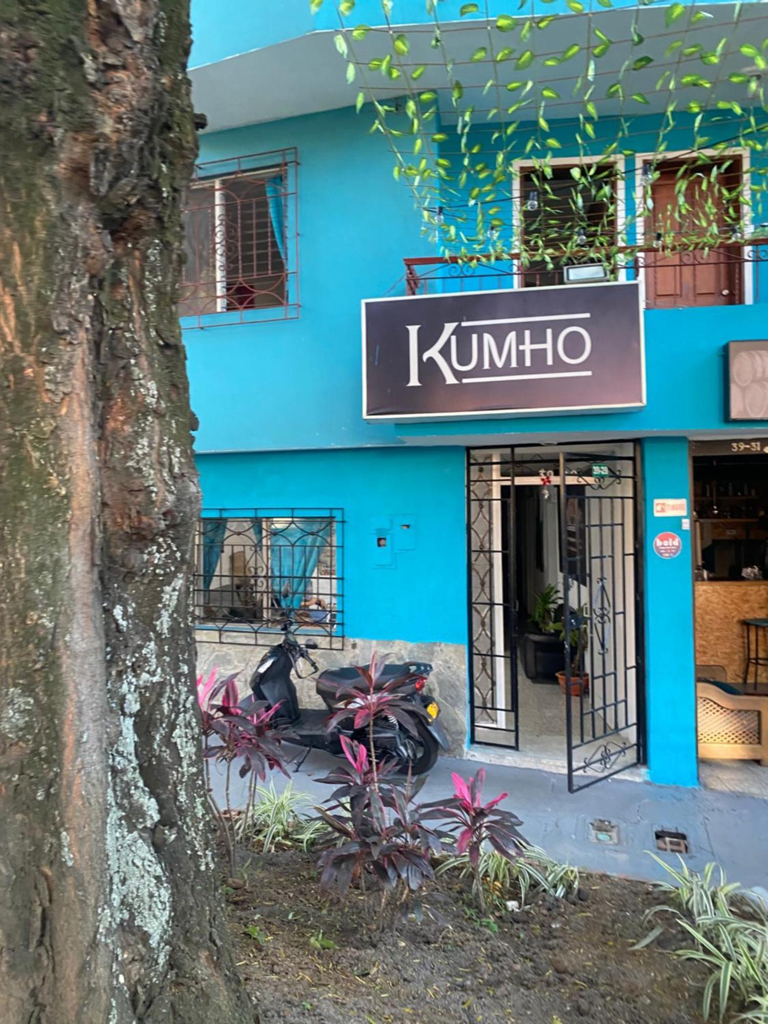 Hostel Kumho Alojamiento Меделин Екстериор снимка